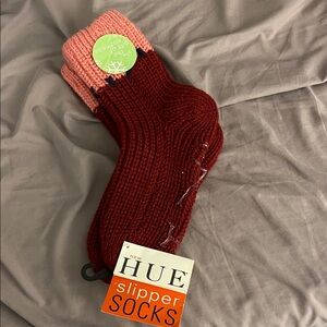 HUE Cozy Red and Pink Slipper Socks